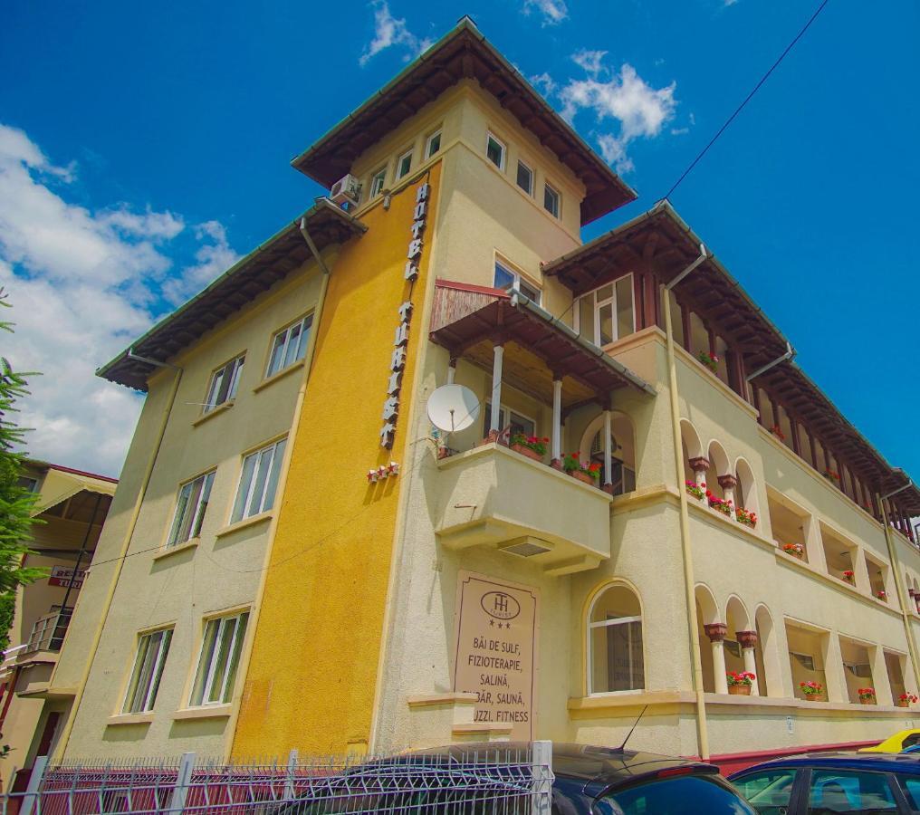 Hotel Turist Pucioasa Exterior foto
